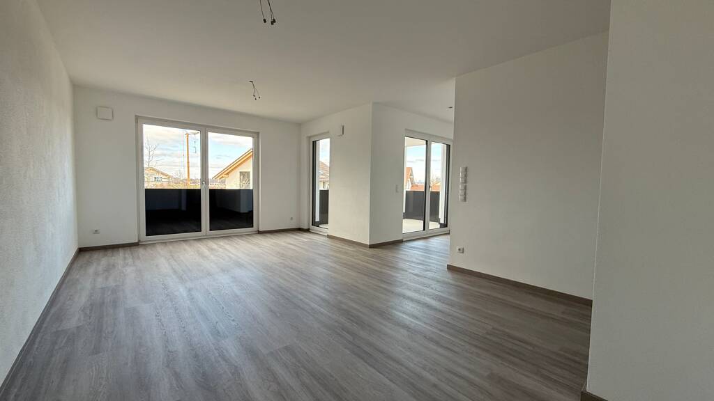 Wohnung zur Miete - Erstbezug 1.260 € 3 Zimmer 98,7 m² 1. Geschoss frei ab sofort Tüßling 84577