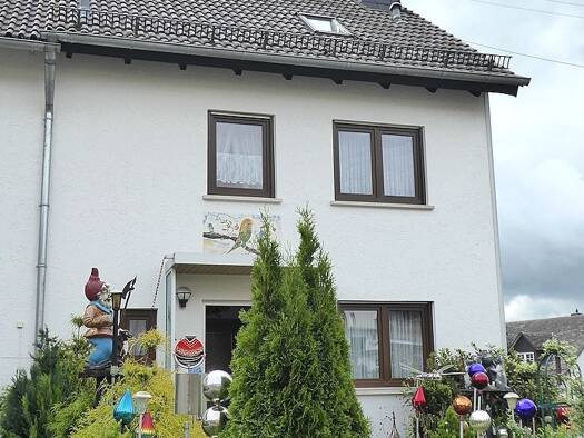 Reihenendhaus zum Kauf 135.000 € 6 Zimmer 111 m² 409 m² Grundstück Schauenstein 95197