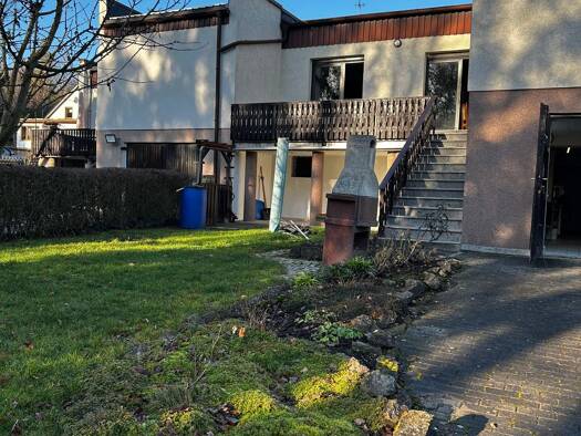 Doppelhaushälfte zum Kauf provisionsfrei 199.000 € 4 Zimmer 106 m² 729 m² Grundstück Keplerstraße 136 Lusan Gera 07549