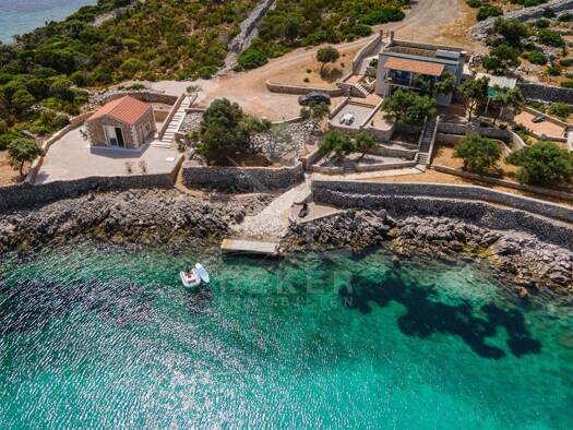 Villa zum Kauf 4 Zimmer 210 m² 42.000 m² Grundstück Veli Lošinj 51550
