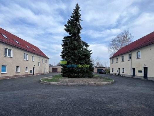 Wohnanlage zum Kauf als Kapitalanlage geeignet 999.999 € 50 Zimmer 922 m² 4.721 m² Grundstück Straße des Friedens 1 Neukirchen Borna 04552