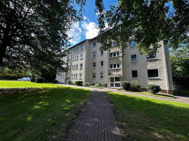 Wohnung zum Kauf provisionsfrei 82.000 € 2 Zimmer 56,9 m² 2. Geschoss Styrum Mülheim an der Ruhr 45476