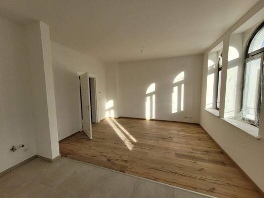 Wohnung zur Miete 829 € 3 Zimmer 75,3 m² 3. Geschoss frei ab 01.03.2026 Beesener Straße 260 Innenstadt Halle 06110
