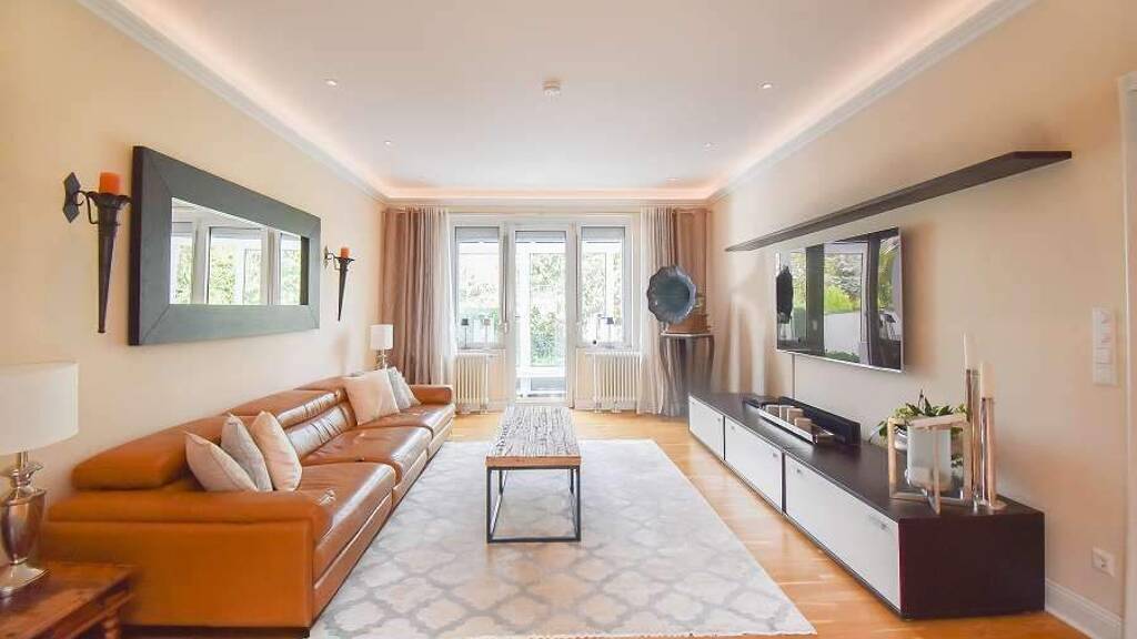 Einfamilienhaus zum Kauf 1.400.000 € 9 Zimmer 290 m² 600 m² Grundstück Bemerode Hannover 30539