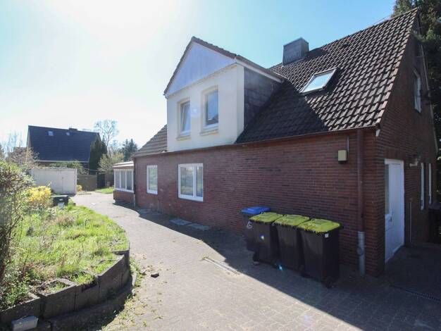 Mehrfamilienhaus zum Kauf als Kapitalanlage geeignet 535.000 € 11,5 Zimmer 270 m² 680 m² Grundstück Geesthacht 21502