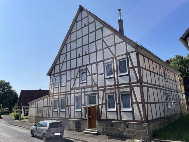 Einfamilienhaus zum Kauf 125.000 € 7 Zimmer 231,8 m² 527 m² Grundstück Gottsbüren Trendelburg 34388