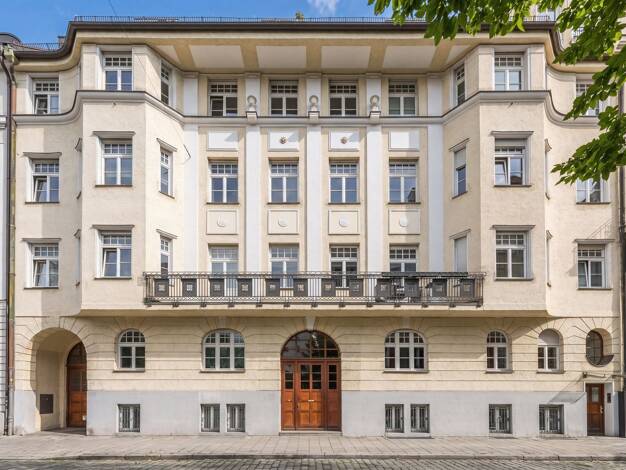 Bürofläche zum Kauf 1.770.000 € 5 Zimmer 177 m² Bürofläche Maxvorstadt München 80333