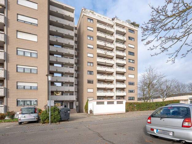 Wohnung zum Kauf 249.000 € 4 Zimmer 98 m² 6. Geschoss Heppenheim Heppenheim (Bergstraße) 64646