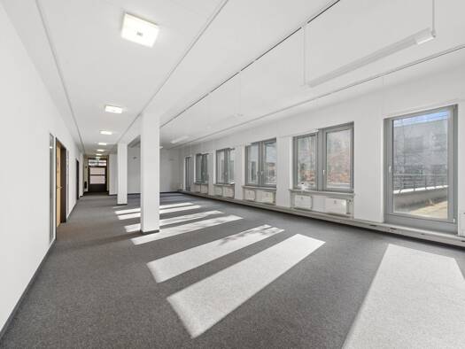 Bürofläche zur Miete 13 € 1.030 m² Bürofläche teilbar ab 111 m² Tegel Reinickendorf 13507