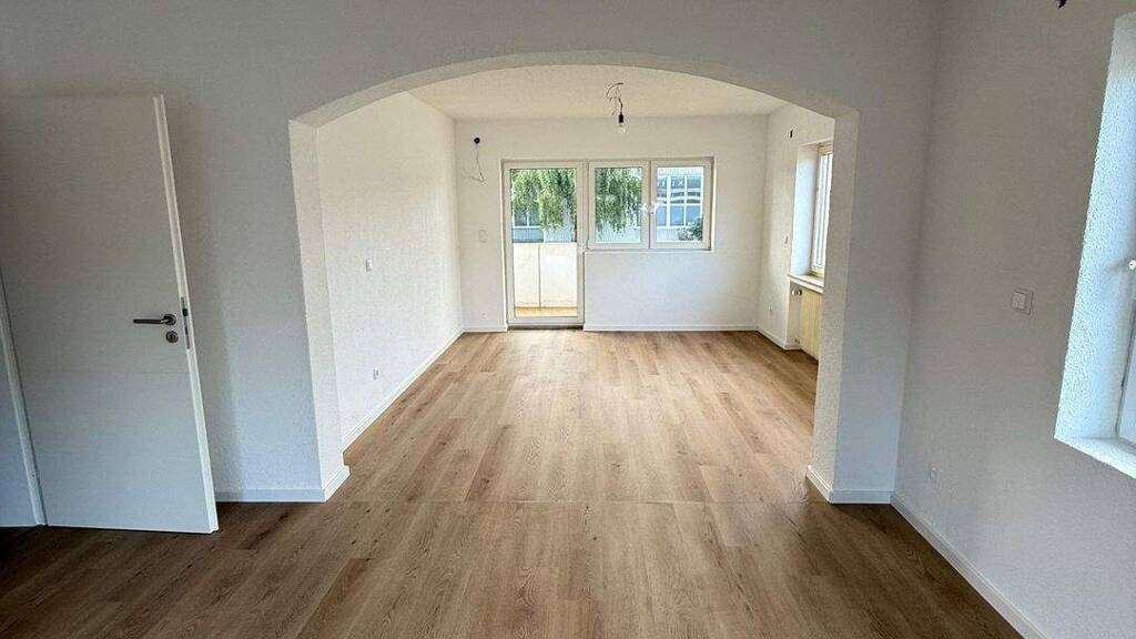 Bürofläche zur Miete provisionsfrei 550 € 1 Zimmer 45 m² Bürofläche Gottlieb-Daimler-Str. 13A Rielasingen Rielasingen-Worblingen 78239