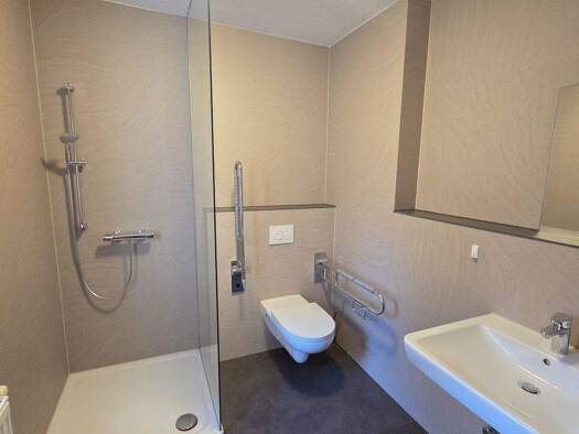 Studio zur Miete 350 € 1,5 Zimmer 31,2 m² 3. Geschoss Wolfsburg-Unkeroda 99834