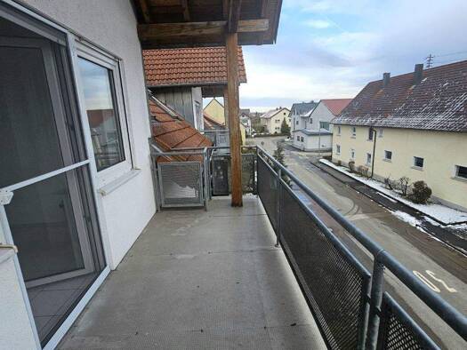 Wohnung zur Miete 700 € 3 Zimmer 82 m² 1. Geschoss frei ab sofort Neresheim 73450