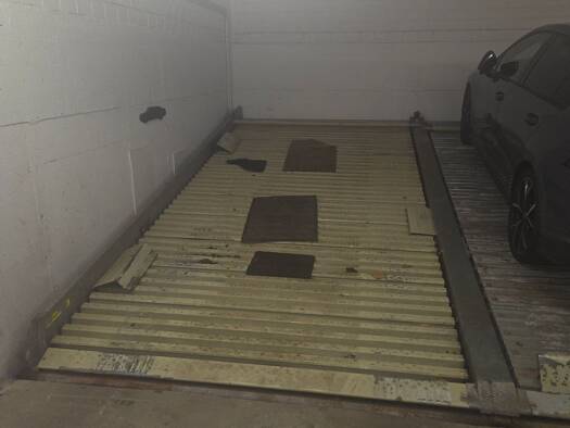 Tiefgaragenstellplatz zur Miete provisionsfrei 85 € Dornbusch Mitte-Nord 60320