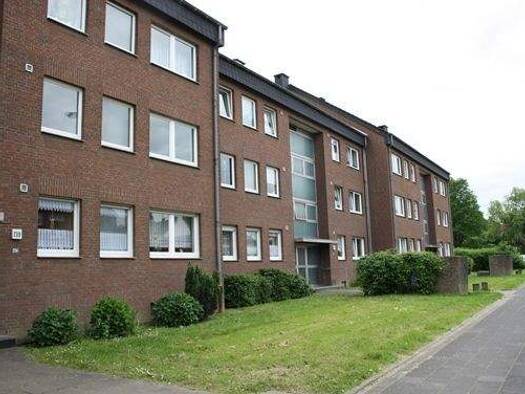 Wohnung zur Miete nur mit Wohnberechtigungsschein 305 € 2,5 Zimmer 48,8 m² 2. Geschoss frei ab 01.06.2026 Vierlinden Duisburg 47178