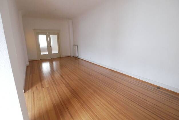 Wohnung zur Miete 890 € 3 Zimmer 100 m² 1. Geschoss frei ab sofort Hauptbahnhof Saarbrücken 66111
