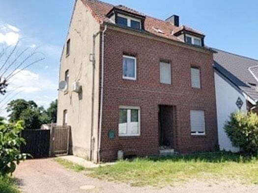 Mehrfamilienhaus zum Kauf provisionsfrei 179.000 € 8 Zimmer 161 m² 3.776 m² Grundstück Breyell Nettetal 41334