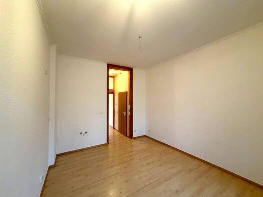 Wohnung zur Miete 350 € 1 Zimmer 37 m² frei ab sofort Friesenheim/Nord Ludwigshafen 67063