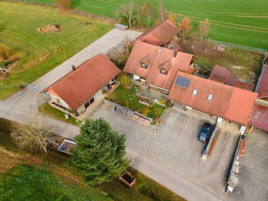 Einfamilienhaus zum Kauf 795.000 € 8 Zimmer 215 m² 2.255 m² Grundstück Bayerbach Bayerbach bei Ergoldsbach 84092