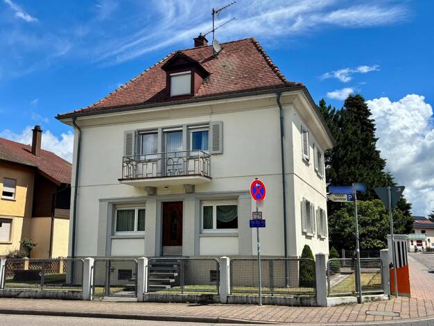 Einfamilienhaus zum Kauf 415.000 € 4 Zimmer 135,5 m² 739 m² Grundstück Ötigheim 76470