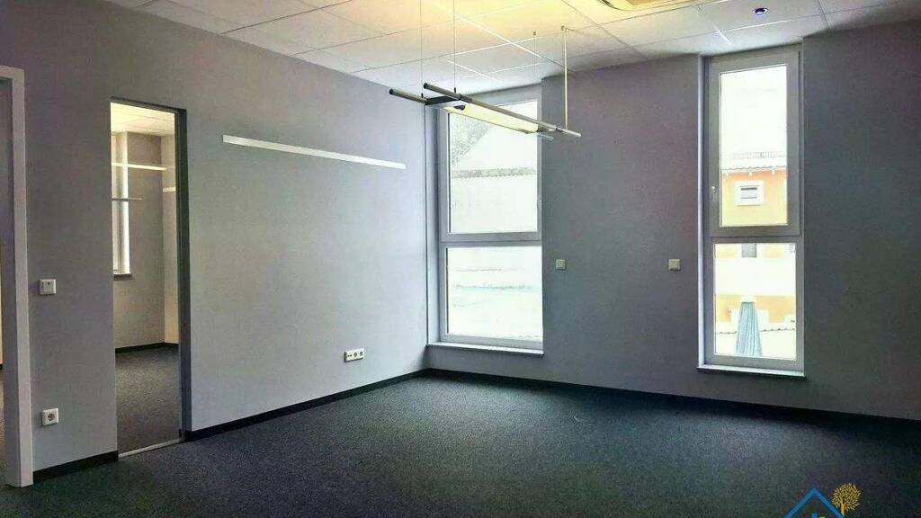 Bürofläche zur Miete 1.470 € 4 Zimmer 100 m² Bürofläche Sallern-Gallingkofen Regensburg 93057