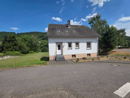 Einfamilienhaus zum Kauf als Kapitalanlage geeignet 159.000 € 4 Zimmer 110 m² 1.518 m² Grundstück Im Kotnol 2 Prümzurlay 54668