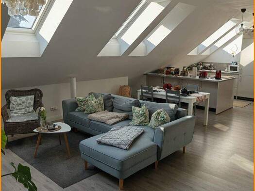 Wohnung zur Miete 1.497 € 7 Zimmer 109 m² Reesdorf Beelitz 14547