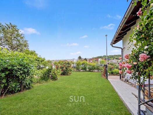 Mehrfamilienhaus zum Kauf 999.000 € 9 Zimmer 320 m² 450 m² Grundstück Idstein Idstein 65510