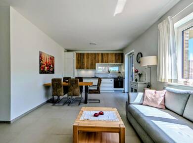 Wohnung zum Kauf 349.000 € 2 Zimmer 62 m² Düneberg - Süd, Bez. 4 Geesthacht 21502