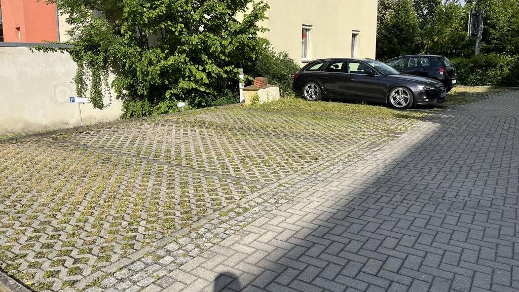 Außenstellplatz zur Miete provisionsfrei 23,80 € Bischofswerda 01877