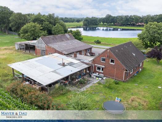 Mehrfamilienhaus zum Kauf 299.000 € 11 Zimmer 331,4 m² 3.552 m² Grundstück Aperberg Apen 26689