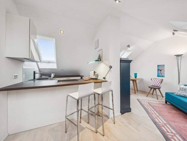 Wohnung zum Kauf 399.000 € 2 Zimmer 42,9 m² 3. Geschoss Taufkirchen 82024