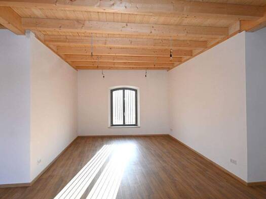 Maisonette zur Miete 1.450 € 3,5 Zimmer 145,2 m² 2. Geschoss Berching 92334