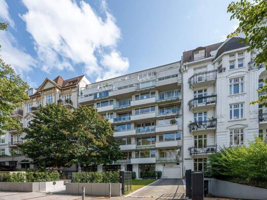 Wohnung zur Miete 2.180 € 2 Zimmer 77 m² Eppendorf Hamburg 20249