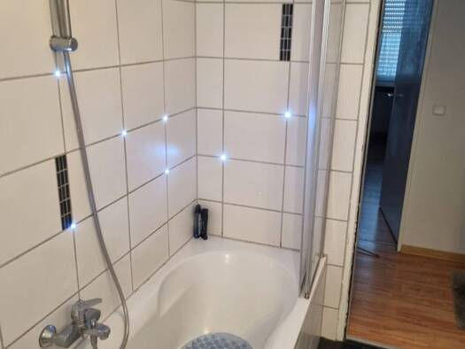 Wohnung zur Miete 415 € 3 Zimmer 63 m² 3. Geschoss frei ab 01.10.2025 Blücherstraße 10 Innenstadt Hof 95030