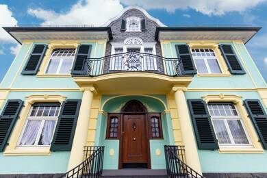 Villa zum Kauf 495.000 € 10 Zimmer 246 m² 911 m² Grundstück Innen Remscheid 42853