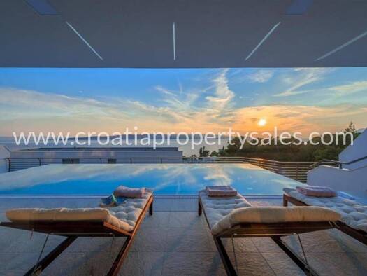 Haus zum Kauf 1.990.000 € 4 Zimmer 445 m² Makarska