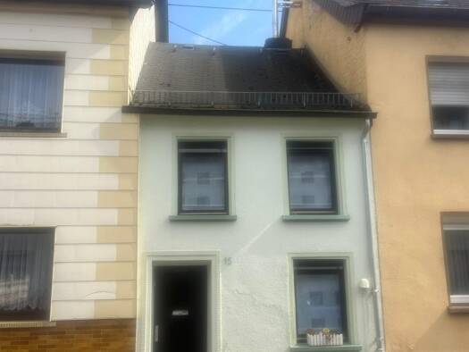 Immobilie zum Kauf als Kapitalanlage geeignet 80.000 € 3,5 Zimmer 72 m² 47 m² Grundstück Oberstraße 15 Wadern 66687