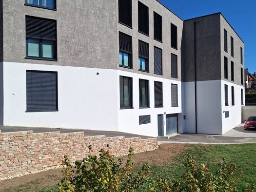 Wohnung zur Miete 666 € 1 Zimmer 53,3 m² frei ab 01.01.2027 Pfauenstraße 12 Neustadt Titisee-Neustadt 79822
