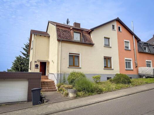 Mehrfamilienhaus zum Kauf 157 m² 317 m² Grundstück Püttlingen 66346