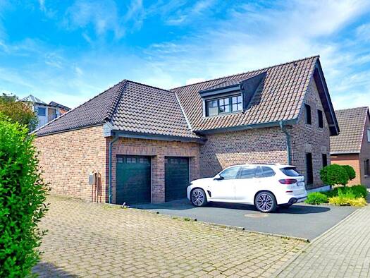 Mehrfamilienhaus zum Kauf als Kapitalanlage geeignet 488.000 € 3 Zimmer 167,8 m² 466 m² Grundstück Hausen Viersen 41751