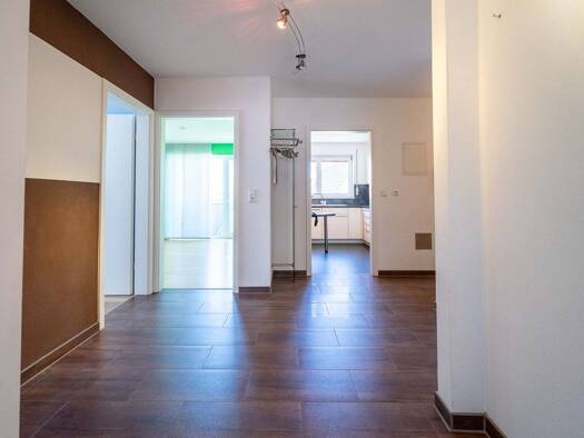 Wohnung zum Kauf 299.000 € 3 Zimmer 93 m² 2. Geschoss Laichingen Laichingen 89150