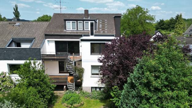 Mehrfamilienhaus zum Kauf 569.000 € 9 Zimmer 249 m² 796 m² Grundstück Kirchditmold Kassel 34130