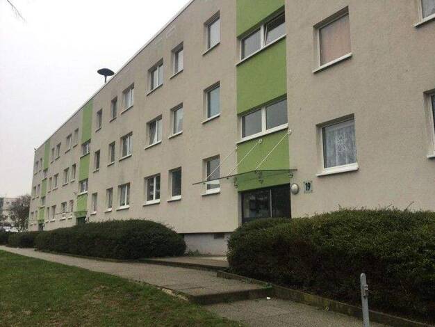 Wohnung zur Miete 1.051 € 3 Zimmer 96,4 m² 2. Geschoss frei ab 06.06.2026 Münchener Straße 19 Delkenheim Wiesbaden 65205