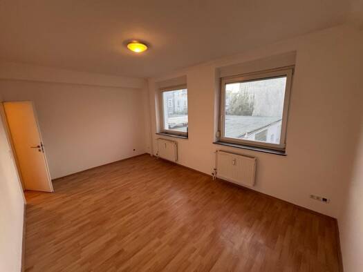 Wohnung zur Miete 700 € 3 Zimmer 63 m² Geschoss 1/3 frei ab sofort Lindenstraße 48 a St. Lorenz Süd Lübeck 23558