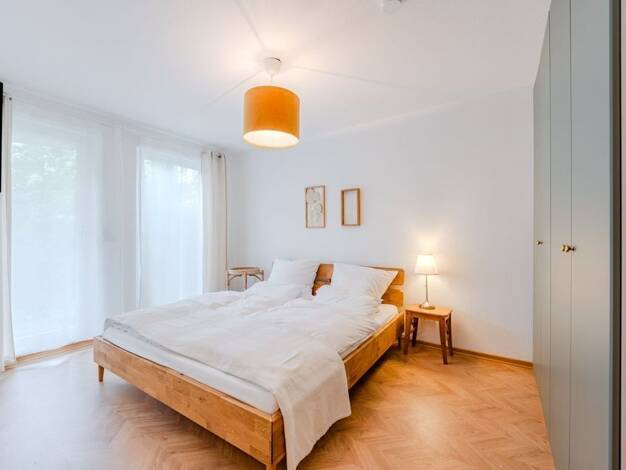 Wohnung zur Miete 500 € 2 Zimmer 73 m² Kröpeliner Str. 75 Stadtmitte Mitte 18055