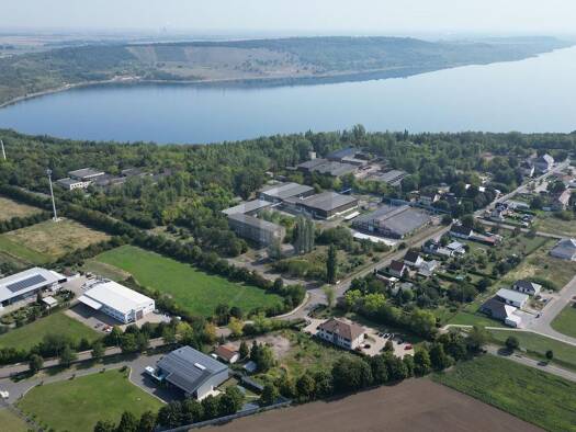 Gewerbegrundstück zum Kauf 180.000 € 3.999 m² Grundstück Mücheln Mücheln (Geiseltal) 06249