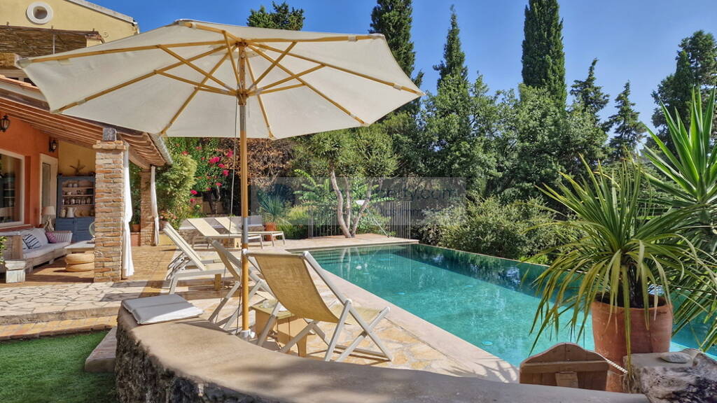 Villa zum Kauf 1.700.000 € 7 Zimmer 360 m² 4.500 m² Grundstück Korfu 49100