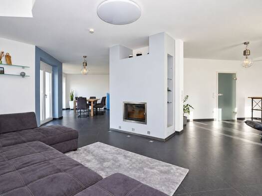 Villa zum Kauf 1.095.000 € 6,5 Zimmer 170 m² 573 m² Grundstück Bornheim 76879