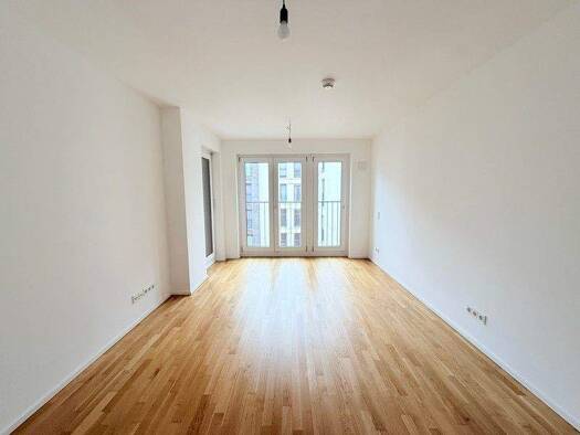 Wohnung zur Miete 1.096 € 2 Zimmer 56,5 m² 5. Geschoss frei ab 12.02.2026 Gref-Völsing-Straße 25 Ostend Frankfurt 60314