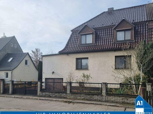 Doppelhaushälfte zum Kauf 398.000 € 7 Zimmer 150 m² 800 m² Grundstück Dieselstraße Halle (Saale) 06112